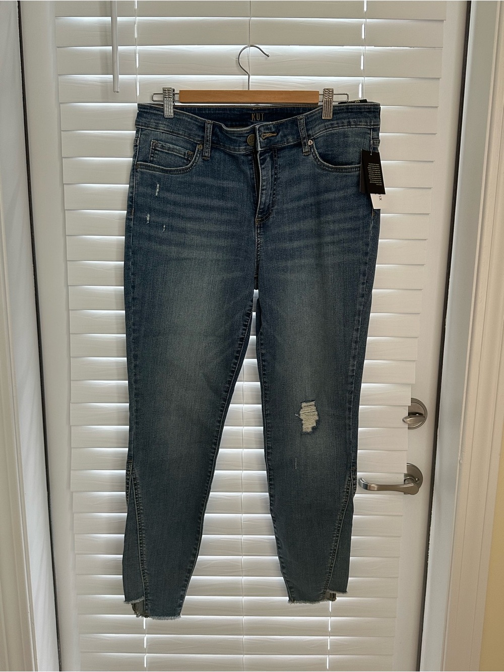 Kut from the Kloth Distressed Ankle Skinny Jeans - Blue
